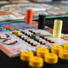 A Fehér Várkastély: Párbaj társasjáték - ajándék promólapkákkal